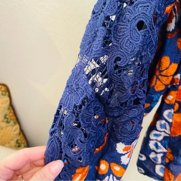 FARM RIO Smocked Pineapple Flowers Navy Blue Blouse Size Small - Picture 9 of 13